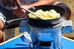 The Windmill Koekenpan Skillet Maxi 26 Cm Gietijzer Zwart -Kookgerei Koning Verkoop 1200x800 390