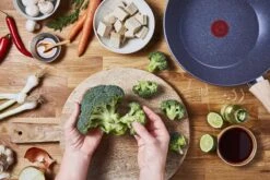 Tefal Natural Force Wokpan - Ø 28 Cm -Kookgerei Koning Verkoop 1200x800 458