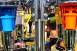 United Entertainment - Bar Butler Carrousel Flessenhouder Voor 4 Flessen, Draaibare Cocktail Drankdispenser Voor Man Cave Thuisbar Keuken, 51xø24.5 Cm -Kookgerei Koning Verkoop 1200x800 697