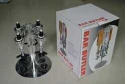 United Entertainment - Bar Butler Carrousel Flessenhouder Voor 4 Flessen, Draaibare Cocktail Drankdispenser Voor Man Cave Thuisbar Keuken, 51xø24.5 Cm -Kookgerei Koning Verkoop 1200x800 699