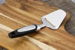 Merkloos, Kaasschaaf- Kaasschaaf Voor Harde Kaas-Kaasschaaf Voor Oude Kaas - Kaasschaaf Voor Jonge Kaas - Multifunctionele Kaasschaaf - Vaatwasser Bestendig - Kaasschaaf Zwart - RVS- 230 X 82 Mm- Keukengerei- Keuken Accessoires 16 Merkloos, Kaasschaaf- Kaasschaaf Voor Harde Kaas-Kaasschaaf Voor Oude Kaas - Kaasschaaf Voor Jonge Kaas - Multifunctionele Kaasschaaf - Vaatwasser Bestendig - Kaasschaaf Zwart - RVS- 230 X 82 Mm- Keukengerei- Keuken Accessoires -Kookgerei Koning Verkoop 1200x801 17