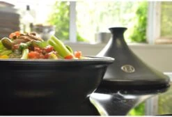 Emile Henry Tajine - Ø32 Cm - Fusain -Kookgerei Koning Verkoop 1200x814 23