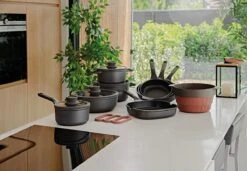 BergHOFF Steelpan Met Deksel Stone 18 Cm - Leo 10 BergHOFF Steelpan Met Deksel Stone 18 Cm - Leo -Kookgerei Koning Verkoop 1200x831 8