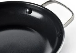 Dagelijkse Kost Door Jeroen Meus - Koekenpan ø24cm - Inductie - Anti-aanbak - PFAS-vrij 11 Dagelijkse Kost Door Jeroen Meus - Koekenpan ø24cm - Inductie - Anti-aanbak - PFAS-vrij -Kookgerei Koning Verkoop 1200x839 4