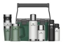 Stanley The Big Grip Beer Stein 0,7L - Beker - Hammertone Green -Kookgerei Koning Verkoop 1200x871 1