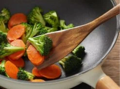 Merkloos Keukenspatels En -lepels Set - 7 Stuks - Teakhout - Handwerk, Krasbestendig, Duurzaam -Kookgerei Koning Verkoop 1200x892 3