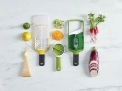 Multi-Grip Mandoline - Groen - Joseph Joseph 29 Multi-Grip Mandoline - Groen - Joseph Joseph -Kookgerei Koning Verkoop 1200x899 52