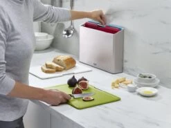 Joseph Joseph Folio Snijplanken - Set Van 4 Stuks - Met Houder - Snijplank Vis Vlees Groenten Brood - BPA Vrij - Vaatwasserbestendig - Keukenhulp - Keukentool Zilver -Kookgerei Koning Verkoop 1200x899 76