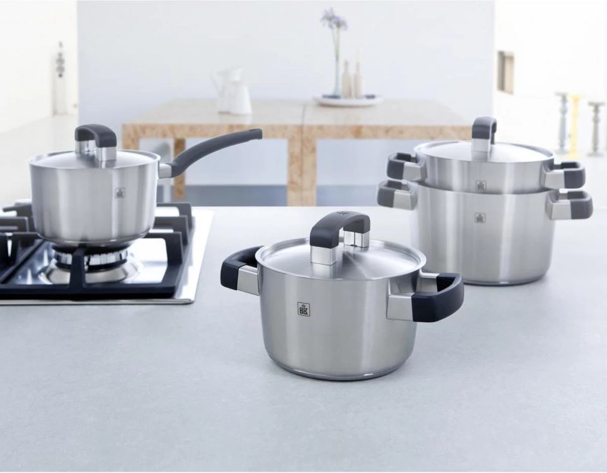 BK Conical Cool Pannenset - 4-delig - RVS – Geschikt Voor Alle Warmtebronnen 3 BK Conical Cool Pannenset - 4-delig - RVS – Geschikt Voor Alle Warmtebronnen - Afbeelding 3