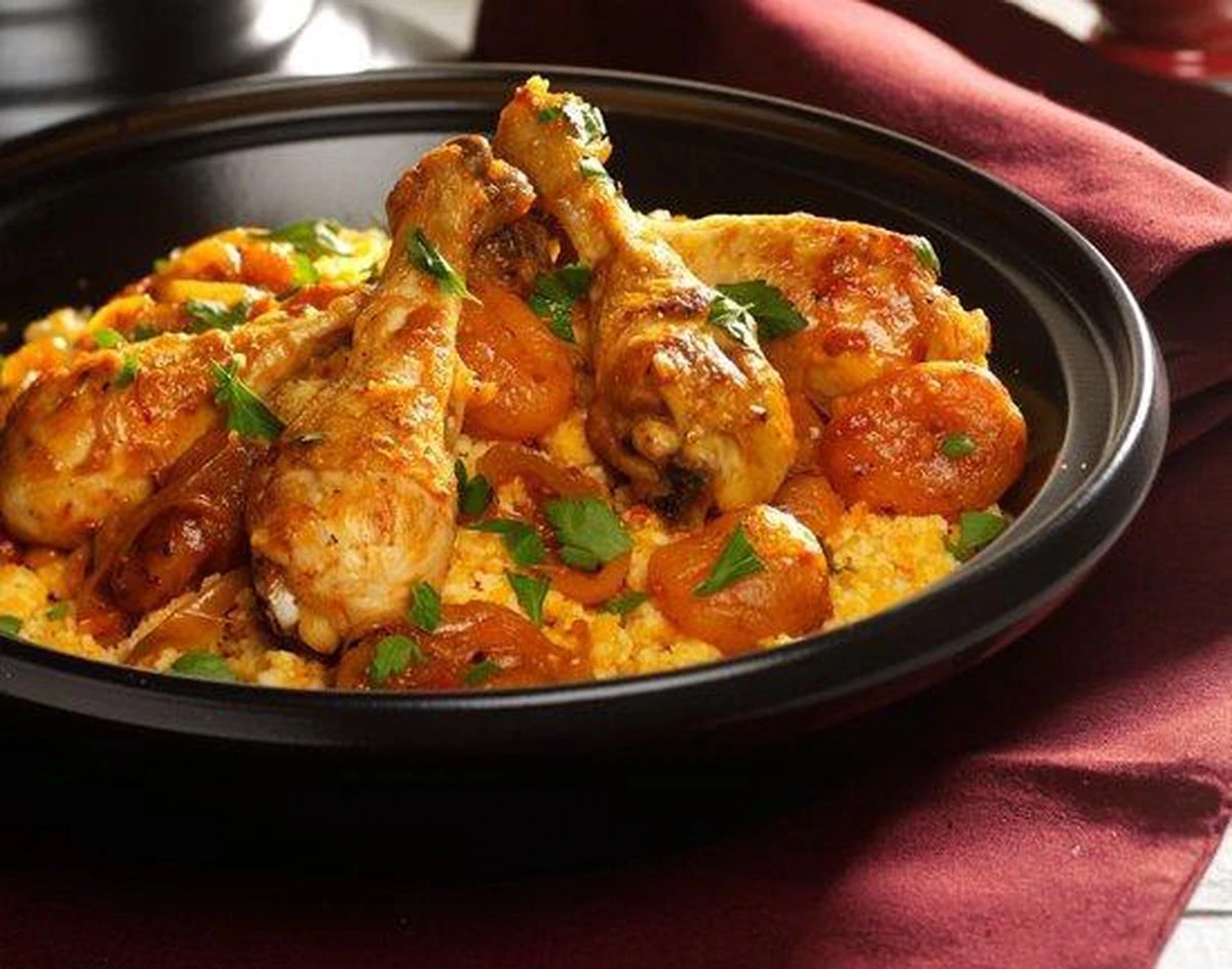 Cosy & Trendy Tajine Zwart / Oranje - Gietijzeren Schaal - Ø25cm - Geschikt Voor Inductie 3 Cosy & Trendy Tajine Zwart / Oranje - Gietijzeren Schaal - Ø25cm - Geschikt Voor Inductie - Afbeelding 3