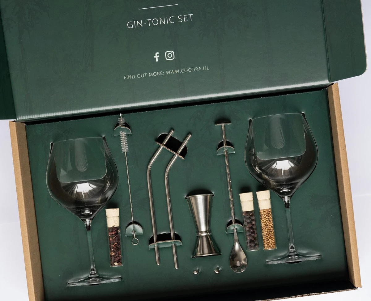 Cocora Gin Tonic Geschenkset - 12-delige RVS Cocktail Set - Tritan® Kristalglazen - Cocktail Boek - Luxe Cadeauverpakking - Zilver 1 Cocora Gin Tonic Geschenkset - 12-delige RVS Cocktail Set - Tritan® Kristalglazen - Cocktail Boek - Luxe Cadeauverpakking - Zilver