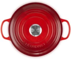 Le Creuset - Gietijzeren - Lage Braadpan - 24cm - Kersenrood -Kookgerei Koning Verkoop 1200x998 9
