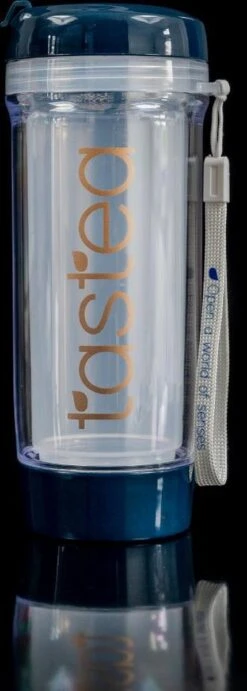 Tastea Theebeker Poseidon - Blauw - 400 Ml - Accessoires - Handige To-go Theebeker -Kookgerei Koning Verkoop 429x1200 1