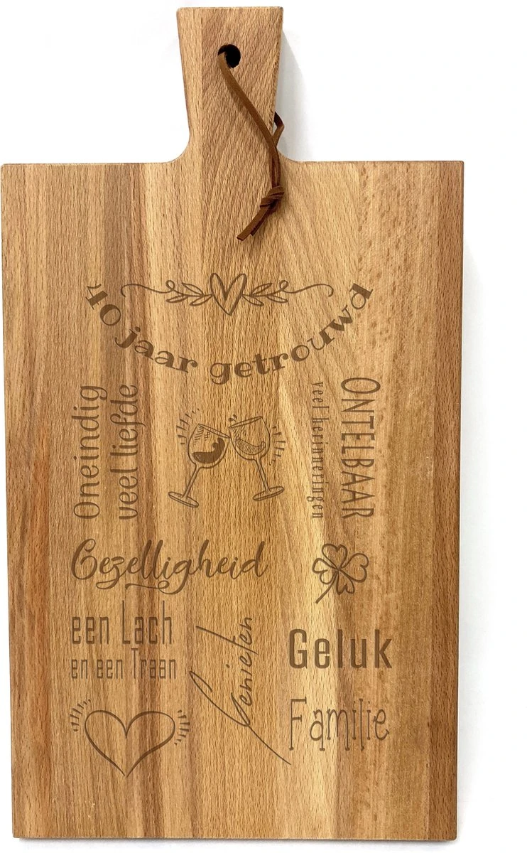 Merkloos Stoer Landelijk Snijplankje-hapjesplankje Met Tekst Gravure 40 JAAR GETROUWD. Een Origineel Cadeau Voor Een 40 Jarige Bruiloft. Het Formaat Is 20x30cm Excl. Handvat. 1 Merkloos Stoer Landelijk Snijplankje-hapjesplankje Met Tekst Gravure 40 JAAR GETROUWD. Een Origineel Cadeau Voor Een 40 Jarige Bruiloft. Het Formaat Is 20x30cm Excl. Handvat.