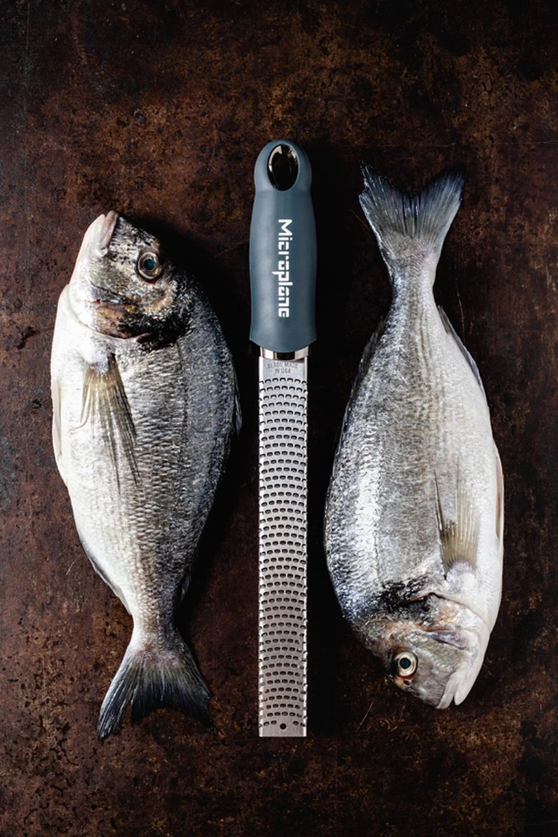 Microplane Rasp Premium Classic After Dark Grey 2 Microplane Rasp Premium Classic After Dark Grey - Afbeelding 2