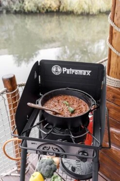 Petromax - Dutch Oven 5,5L/ft 6 - Zonder Pootjes 16 Petromax - Dutch Oven 5,5L/ft 6 - Zonder Pootjes -Kookgerei Koning Verkoop 800x1200 168