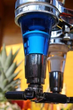 United Entertainment - Bar Butler Carrousel Flessenhouder Voor 4 Flessen, Draaibare Cocktail Drankdispenser Voor Man Cave Thuisbar Keuken, 51xø24.5 Cm -Kookgerei Koning Verkoop 800x1200 239