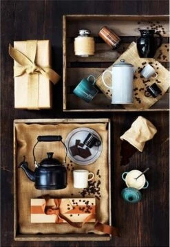 Le Creuset Demi Fluitketel - 1,1 L - Ebbenzwart -Kookgerei Koning Verkoop 830x1200 4