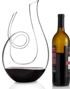 Luxwine - Decanteer Karaf Wijn - Wijnkaraf - 1.4L - Luxe Karaf Met Extra Krul - Decanter - Decanteer Karaf - Wijnkaraf - Wijn Decanteerder - Wijn Accessoires - U-vorm - Kristal Glas- Kerstcadeau -Kookgerei Koning Verkoop 947x1200 10